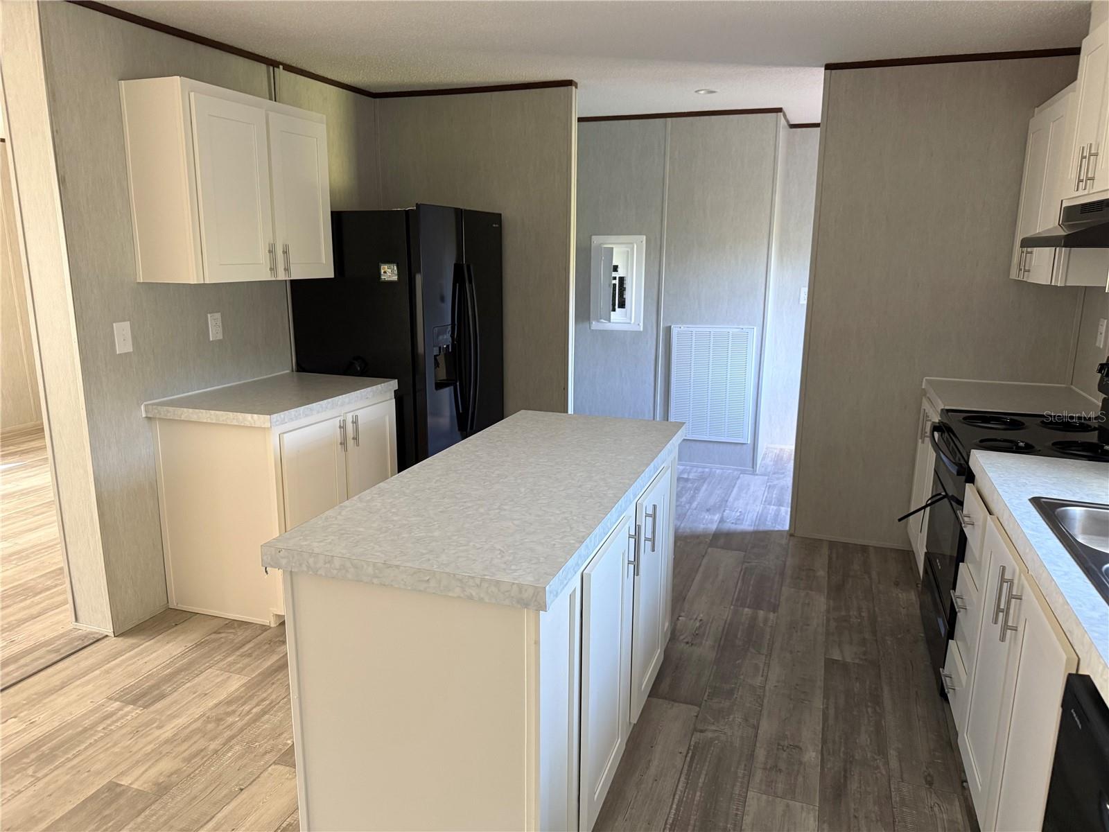 1561 Poe Road, FL