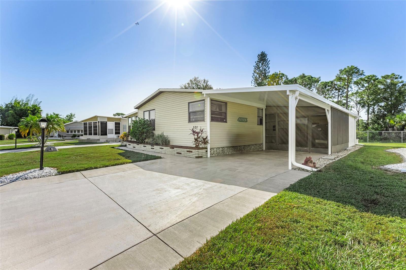 521 San Clemente Circle, FL