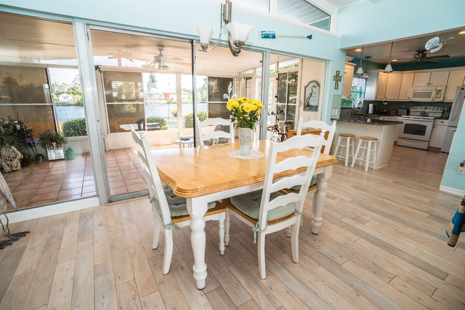 828 Blue Heron Boulevard, FL
