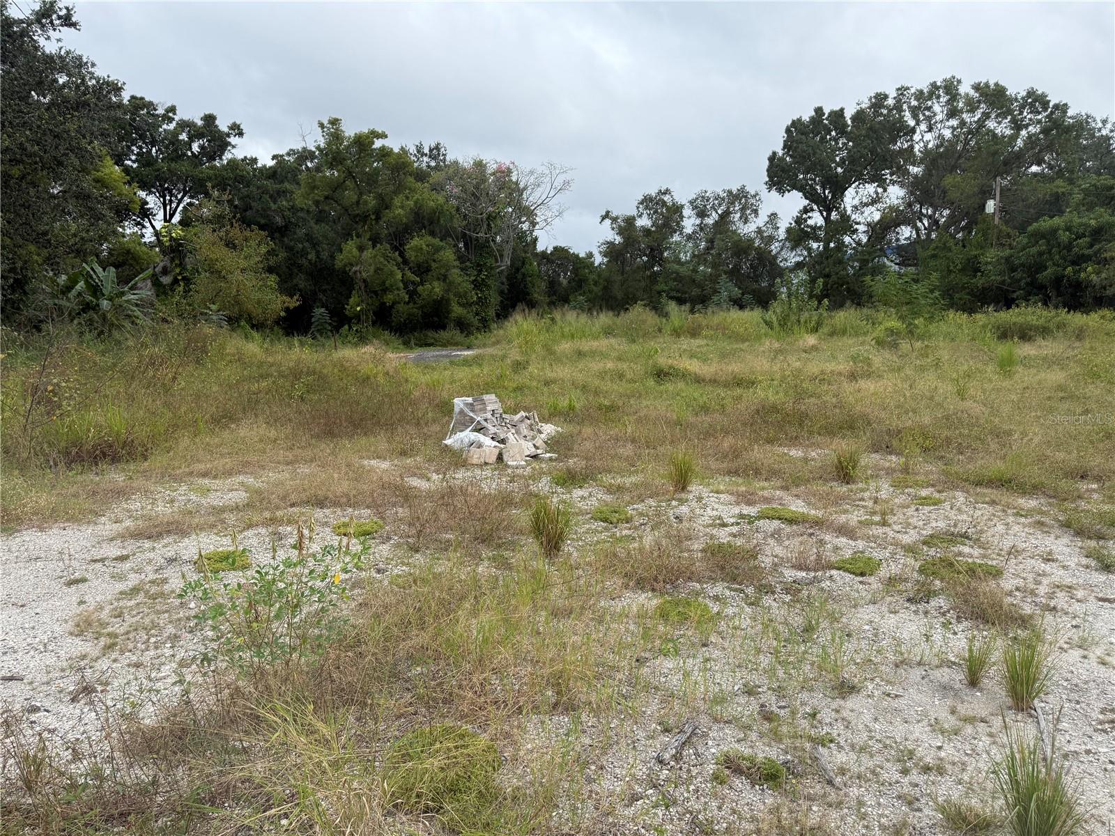 145 Country Club Drive, FL