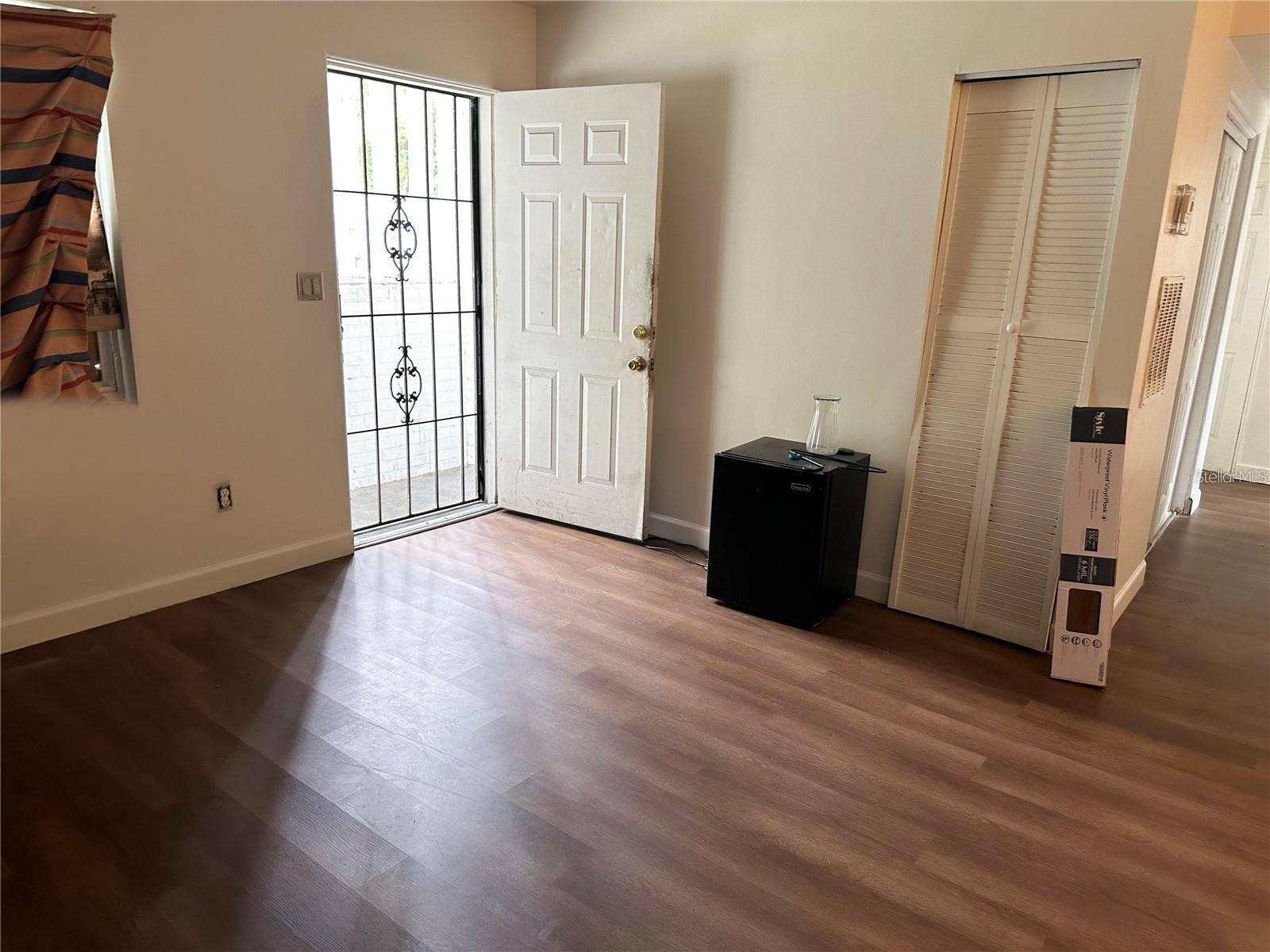 107 Dellwood Drive, FL