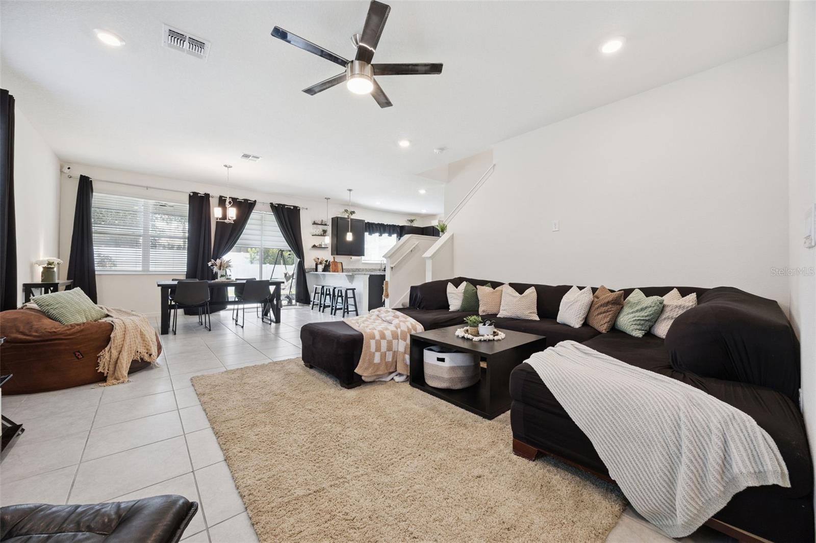 1068 Papaya Circle, FL