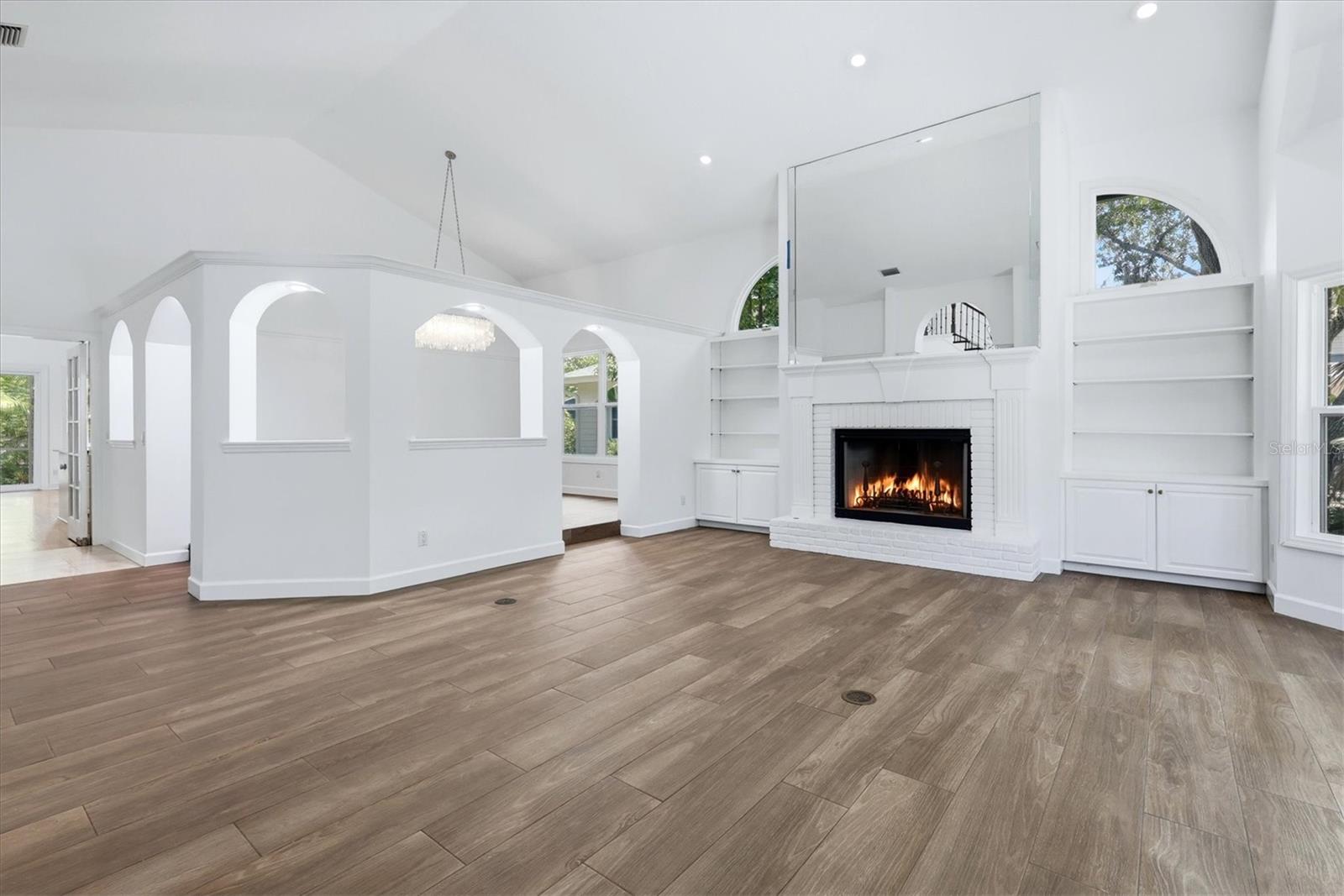 1351 Dixie Lee Lane, FL