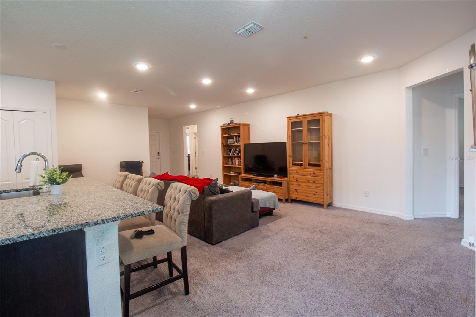 25 Ferndale Lane, FL