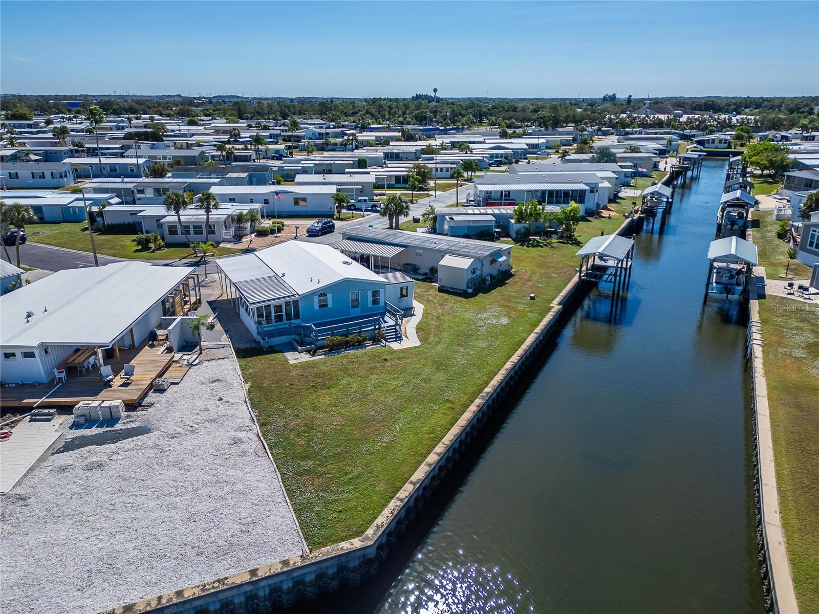 126 Saint Johns Way, FL