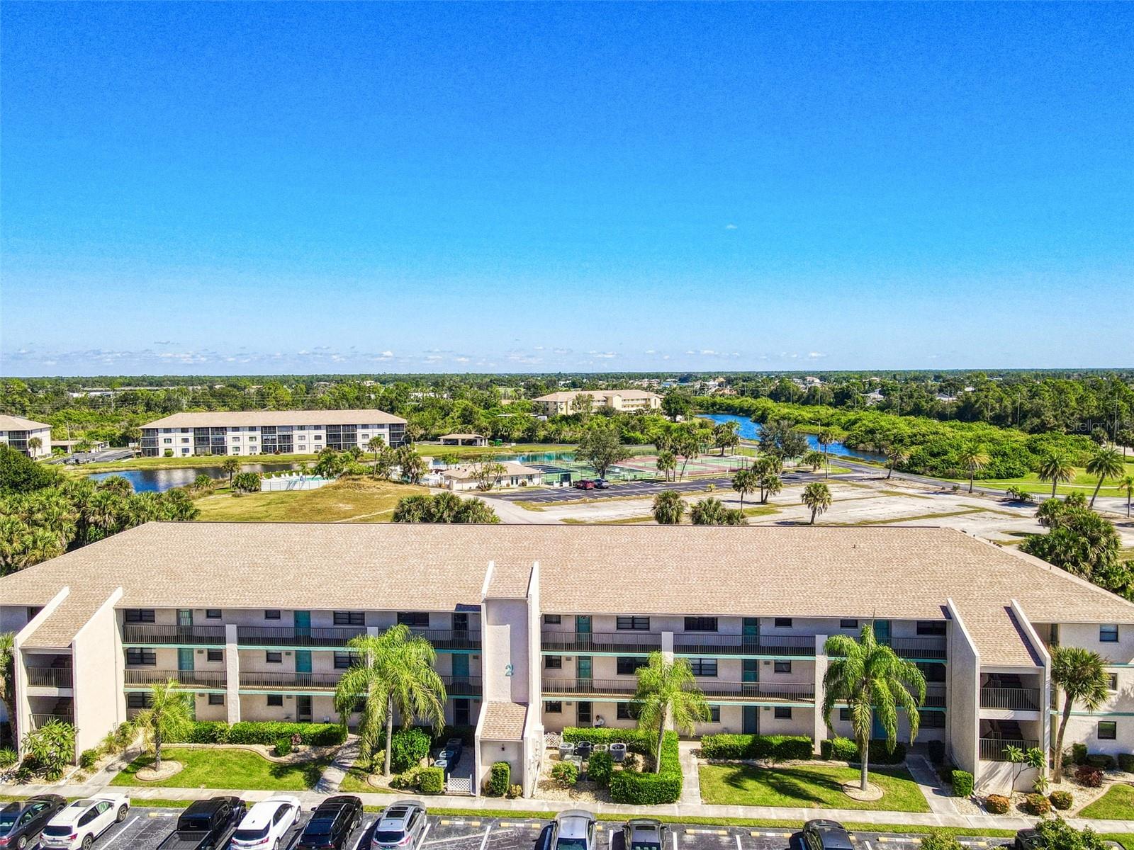 175 Kings Highway, FL