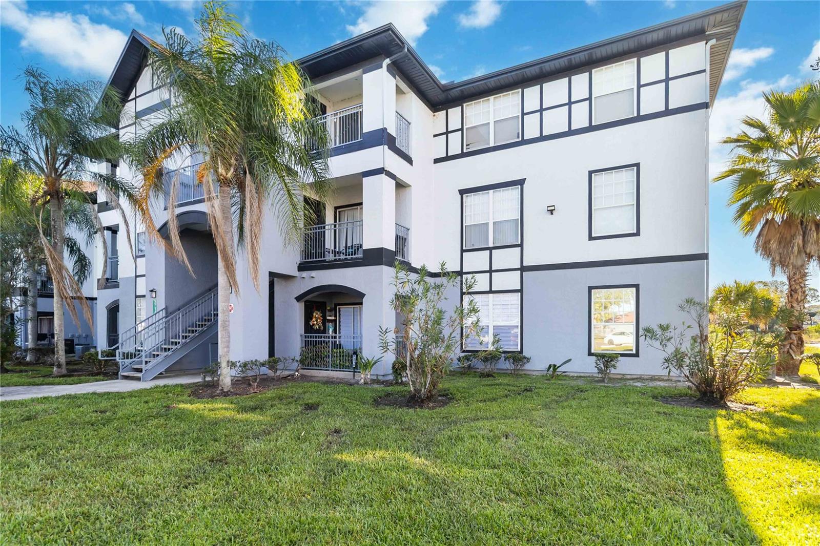 3714 Palm Desert Lane, FL