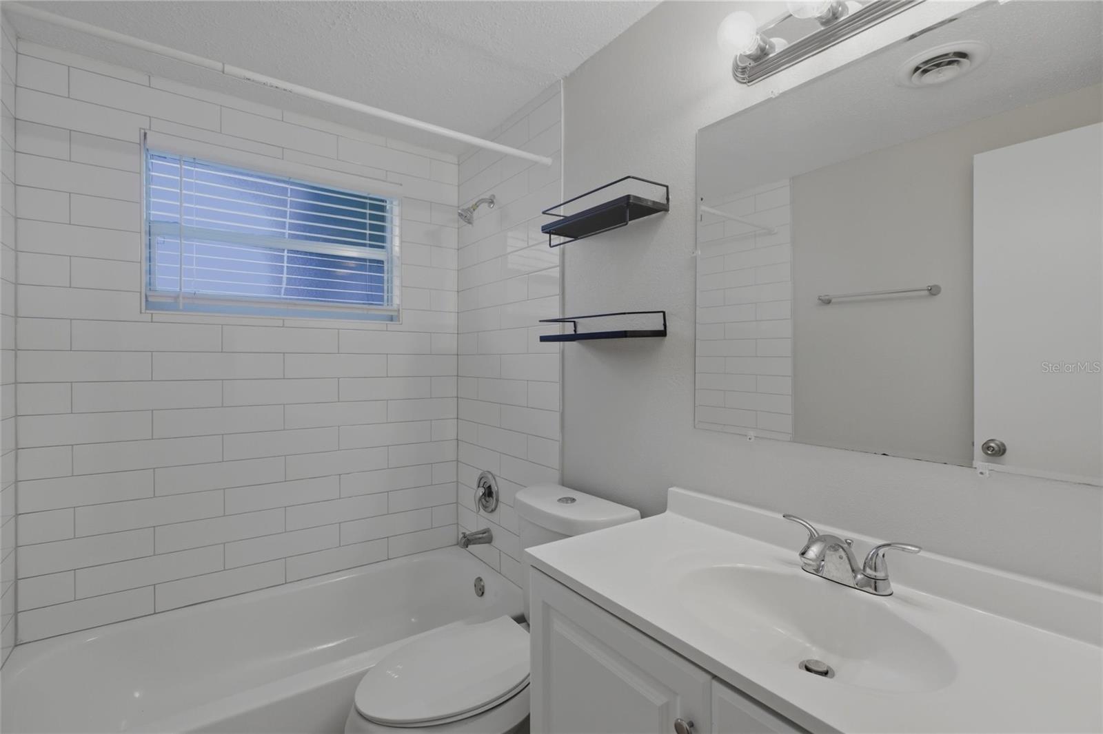 101 Oberlin Road, FL