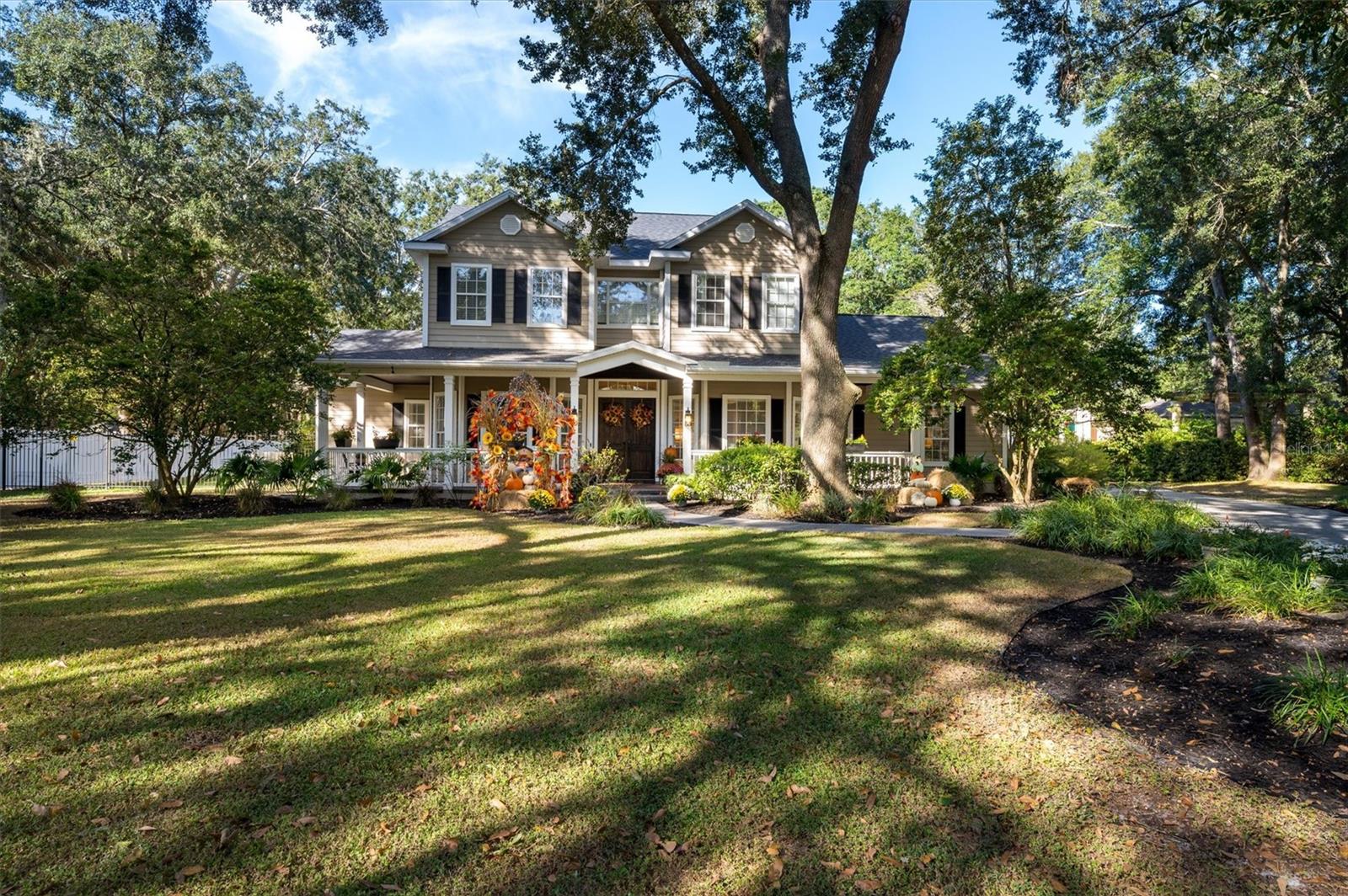 16328 Emerald Cove Drive, FL