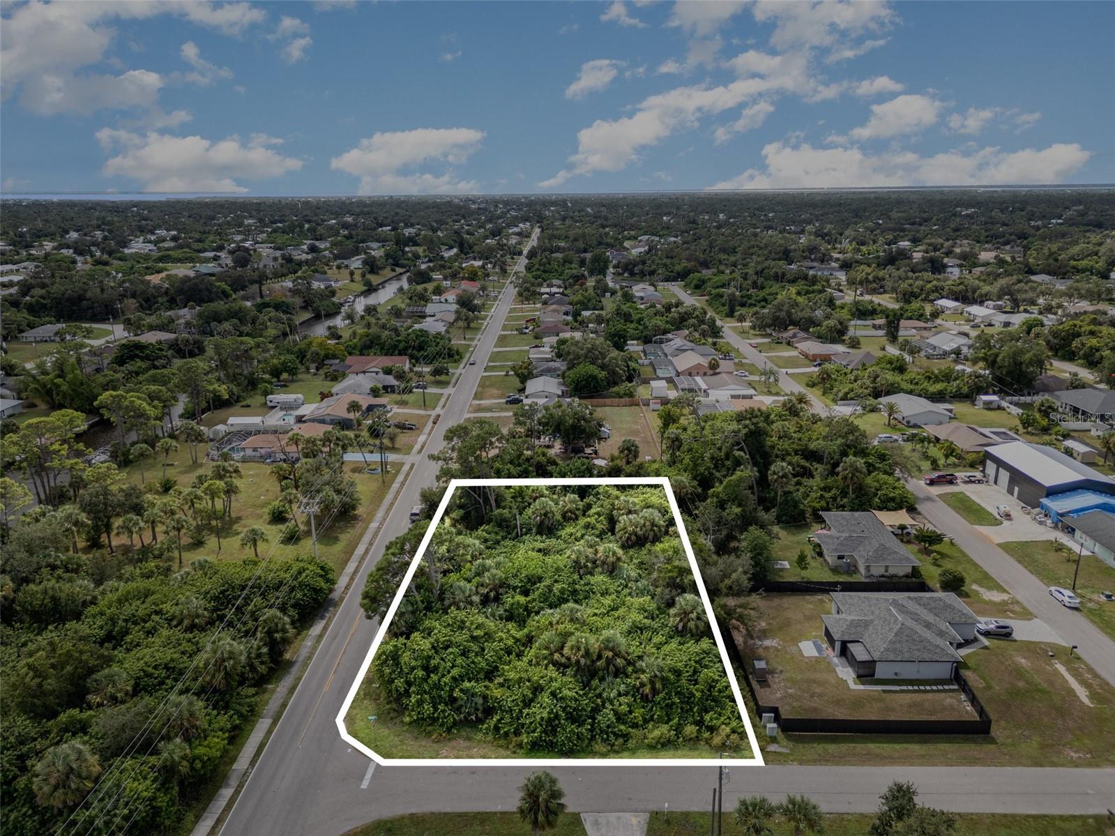 18503 Barbara Avenue, FL