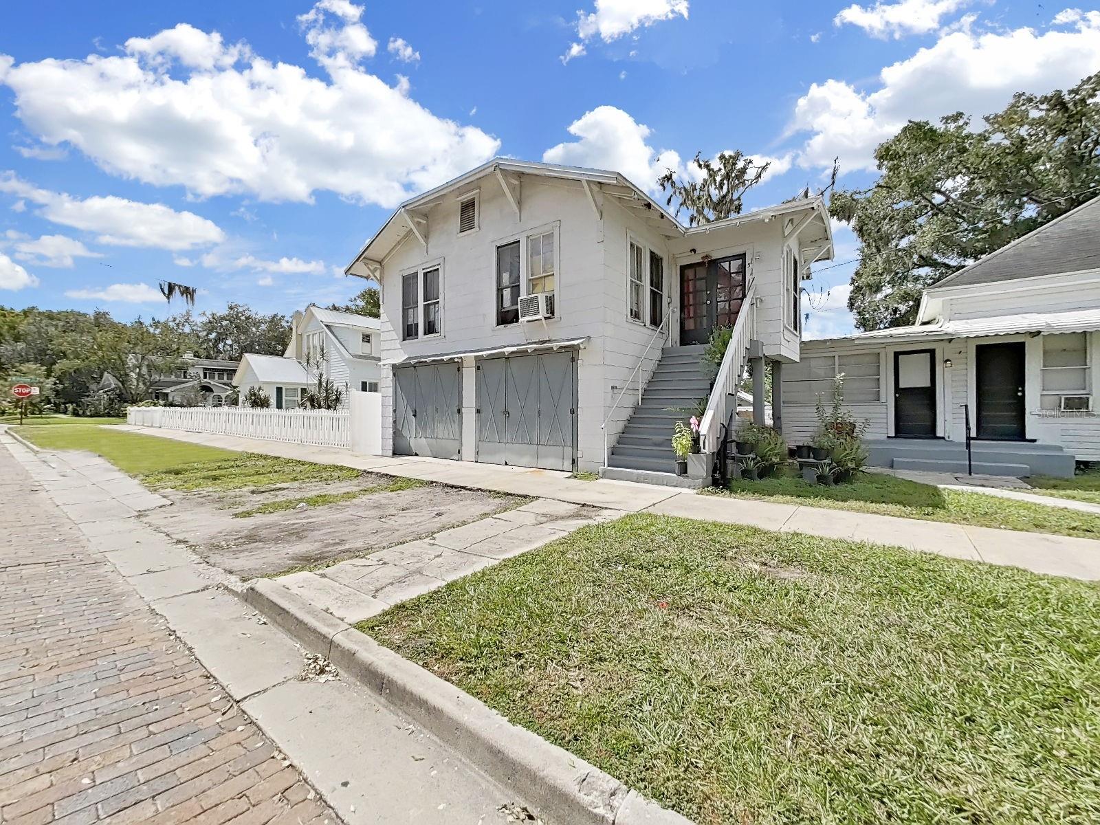 601 Baker St, FL