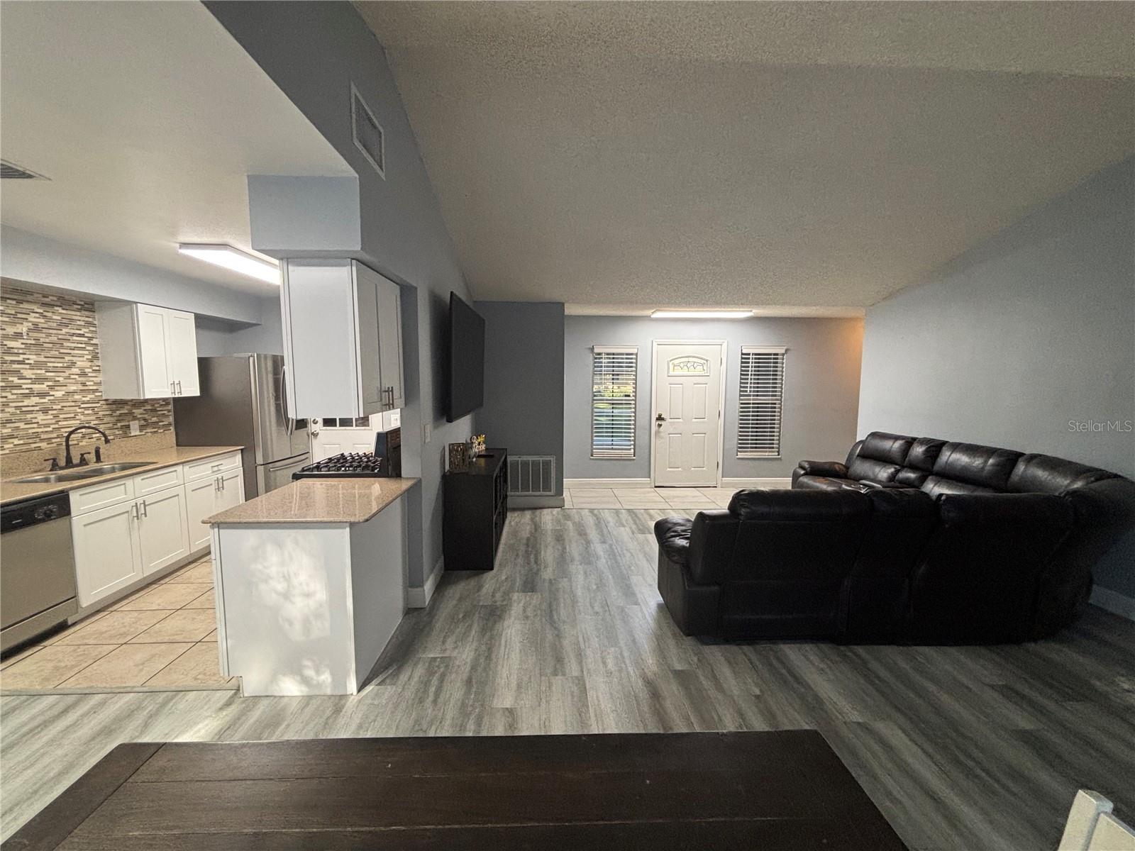 3334 Fox Ridge Drive, FL