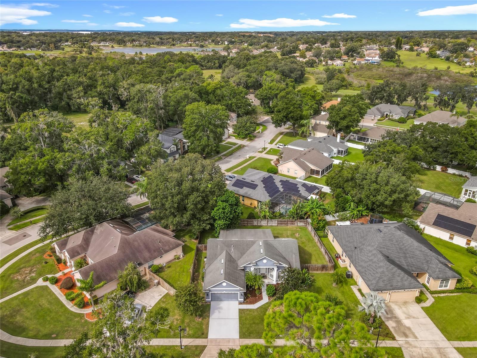 809 Muirfield Circle, FL