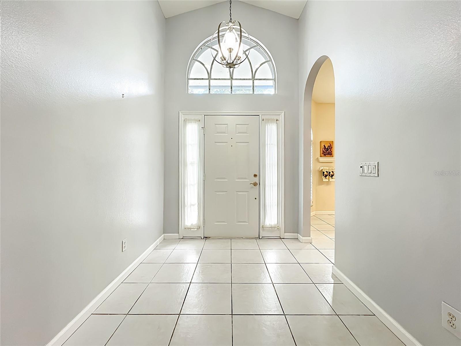 809 Muirfield Circle, FL