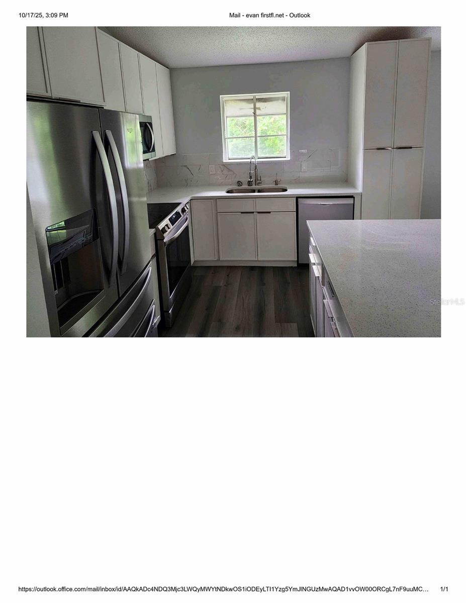 9838 Piney Point Circle, FL