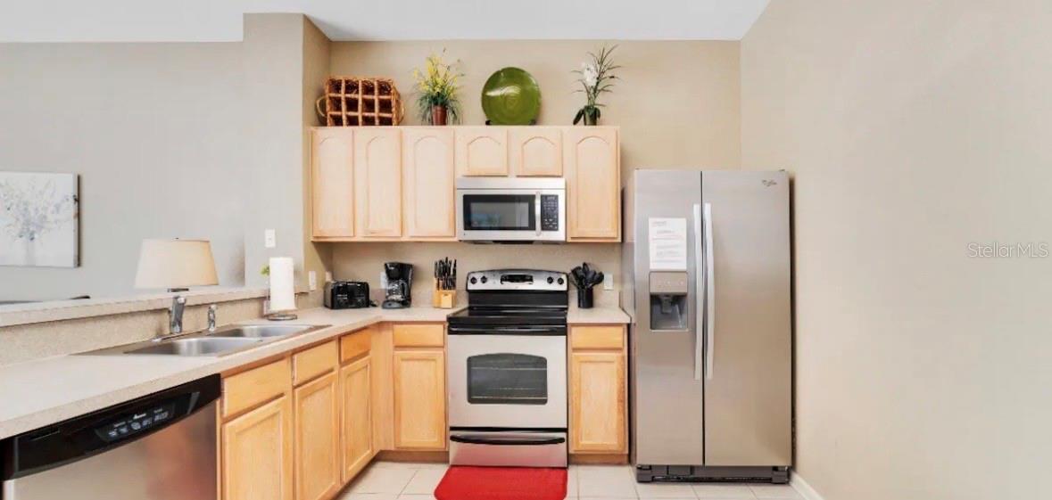 7663 Sir Kaufmann Court, FL