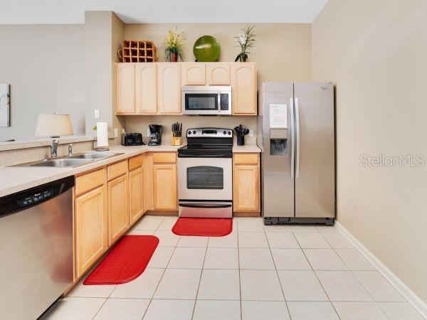 7663 Sir Kaufmann Court, FL