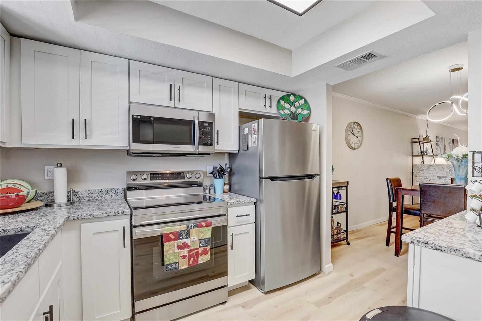 3650 Lake Bayshore Drive, FL