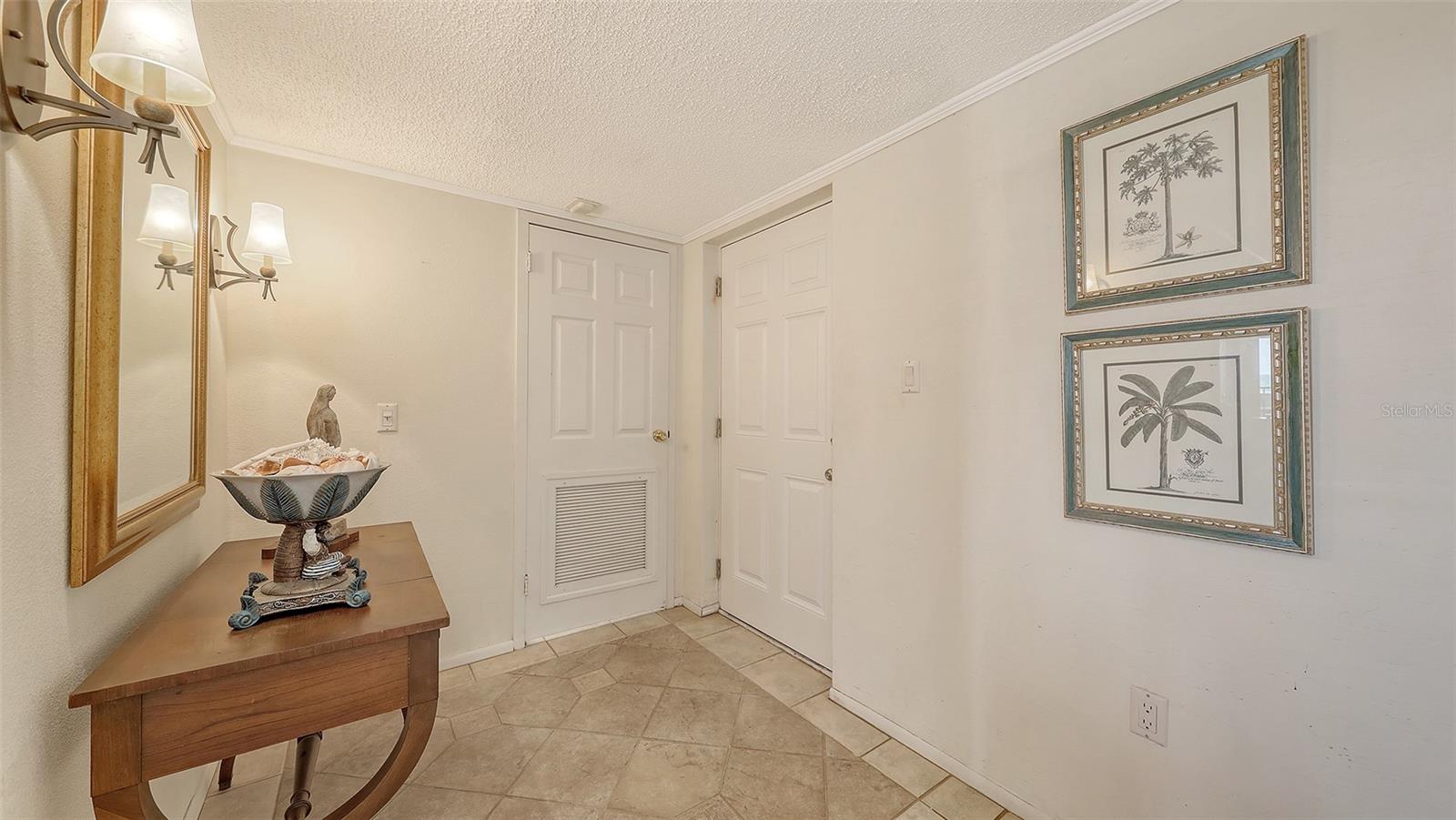 9393 Midnight Pass Road, FL