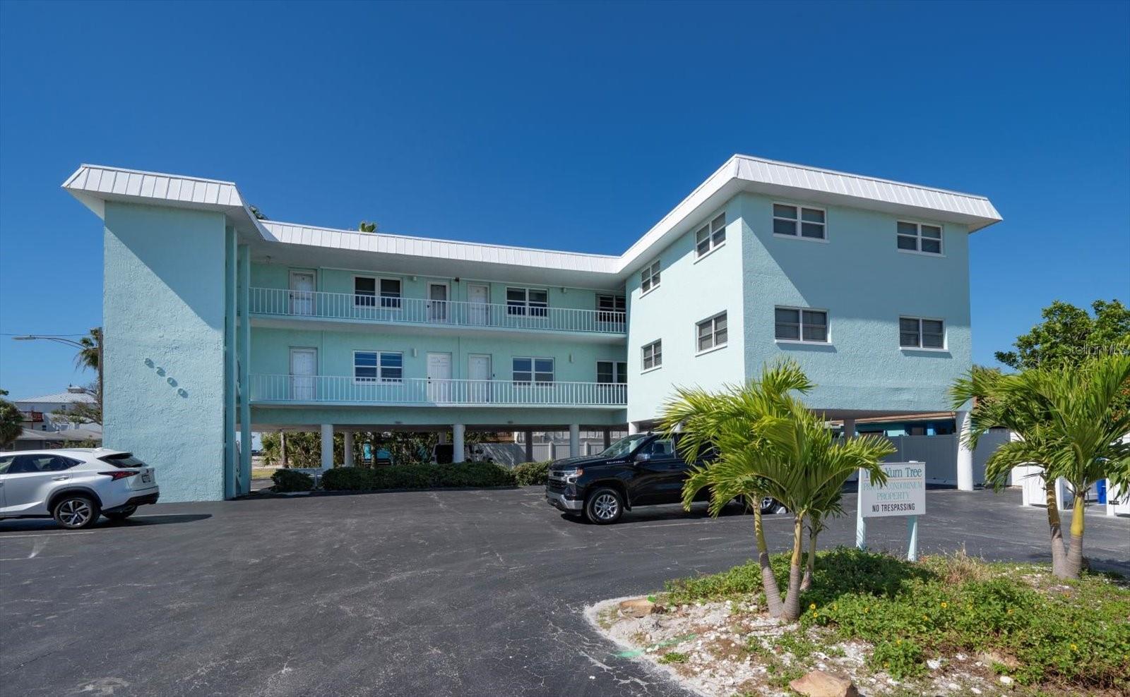 8200 Bayshore Drive, FL