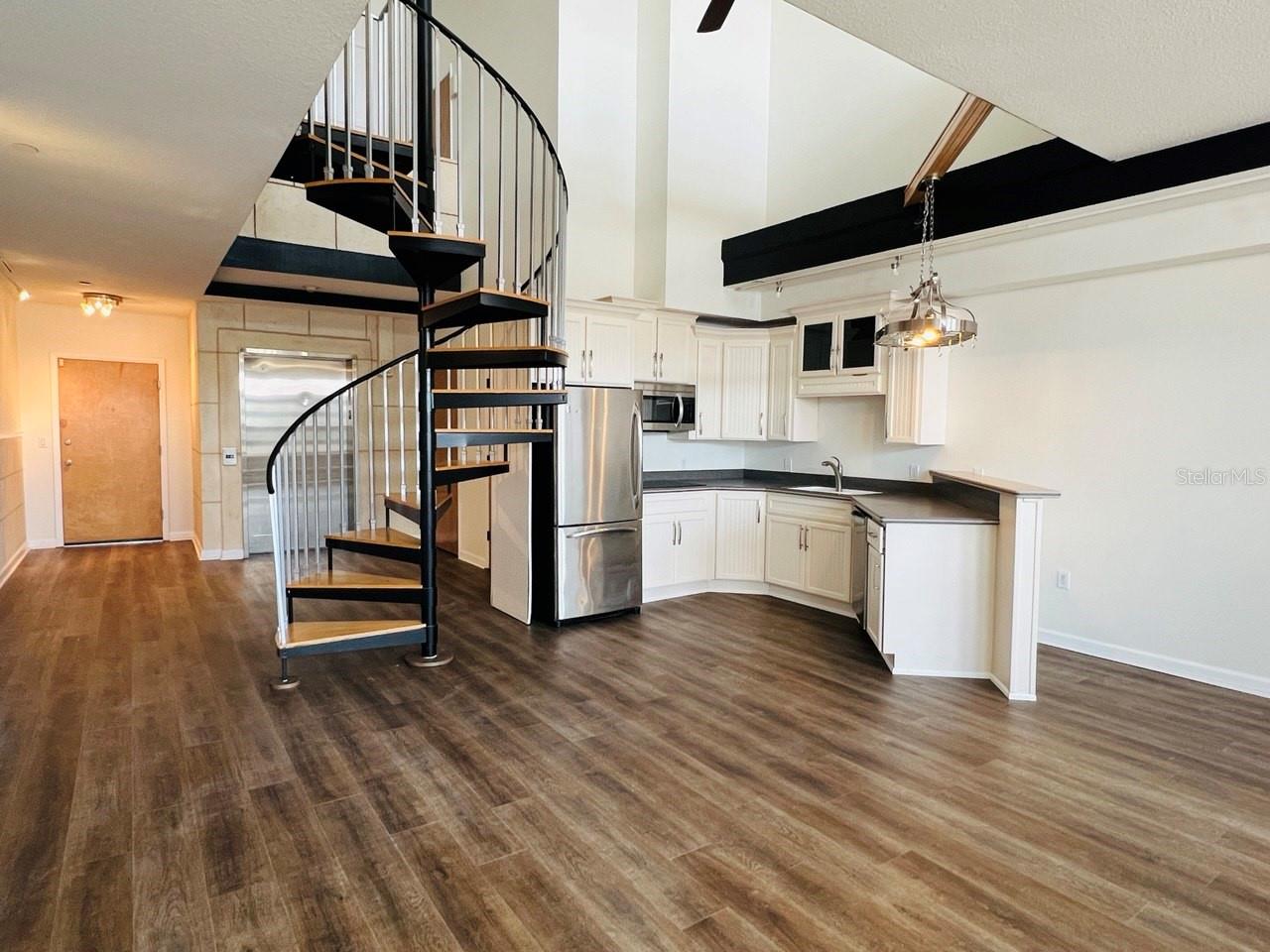101 Palm Harbor Parkway, FL