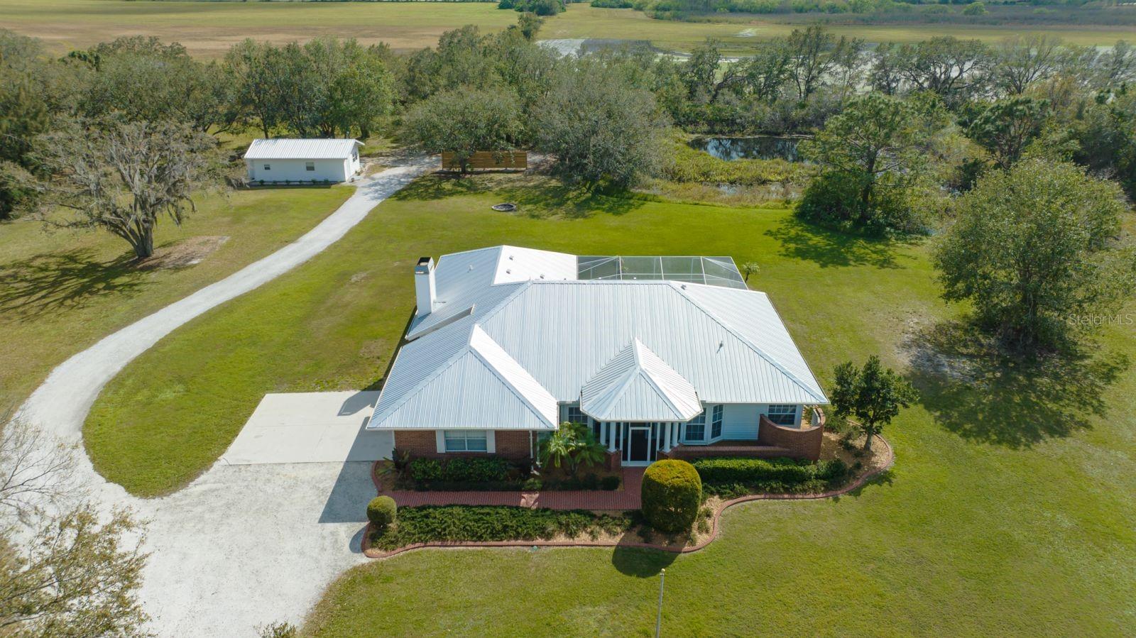 1950 Bern Creek Loop, FL