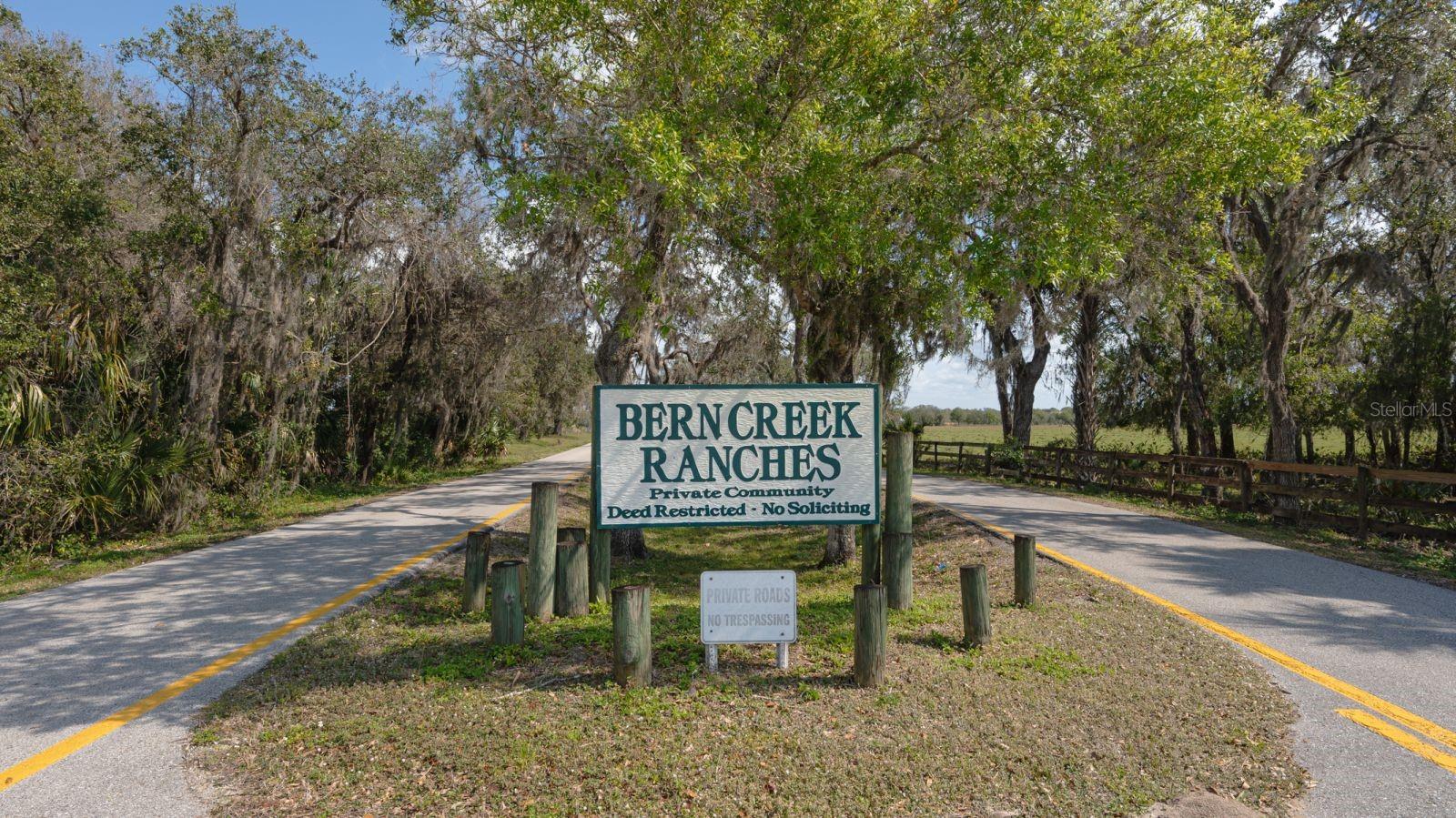 1950 Bern Creek Loop, FL