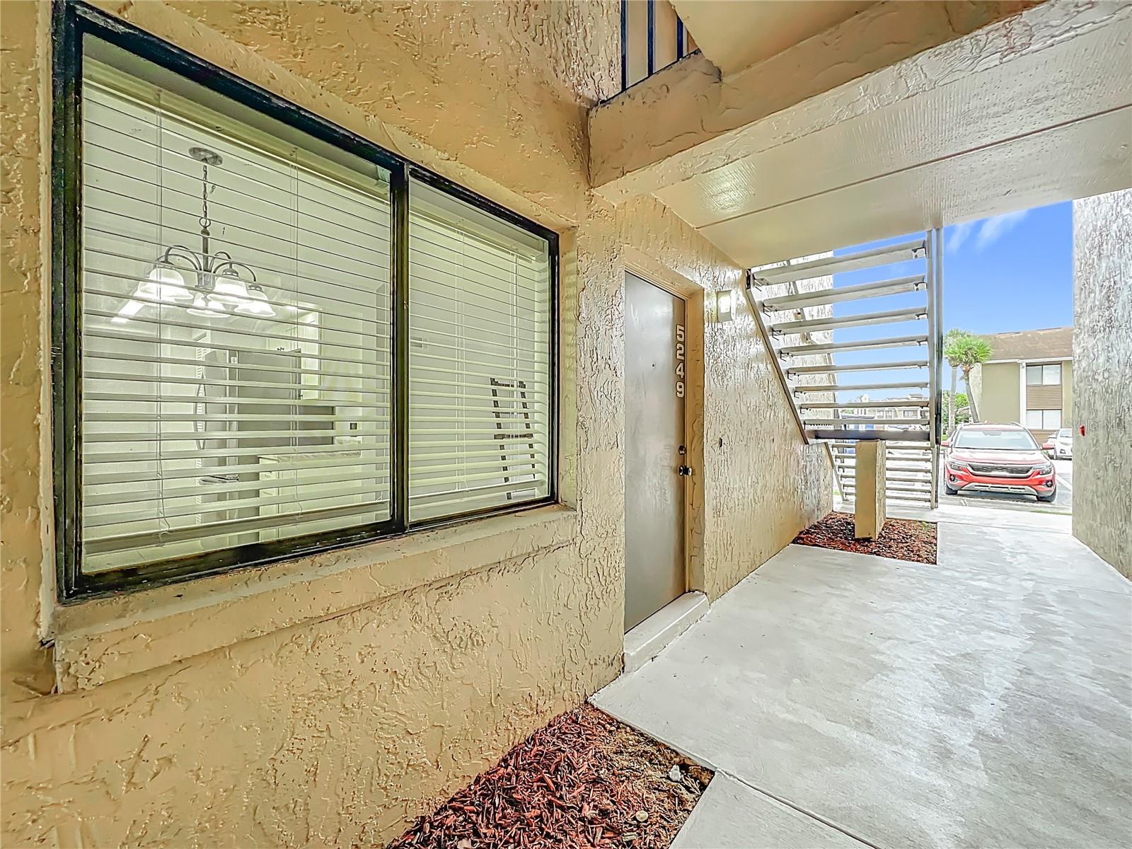 5249 Vineland Road, FL