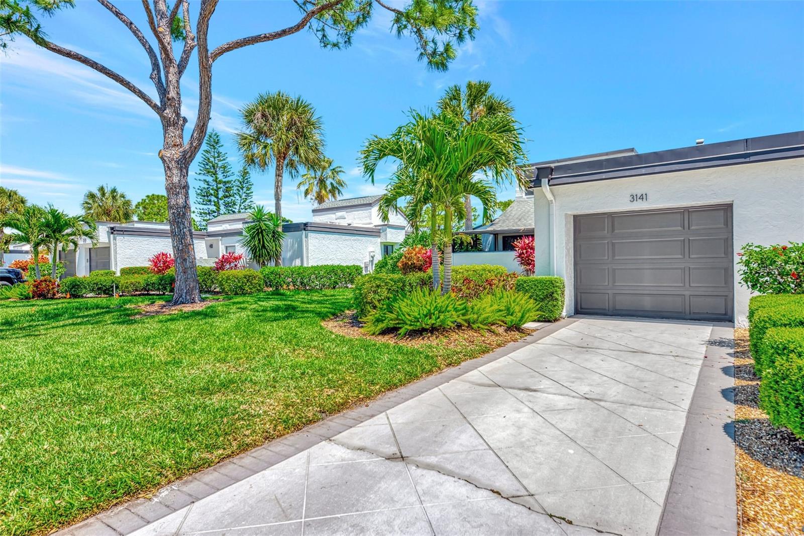 3141 Heatherwood Lane, FL