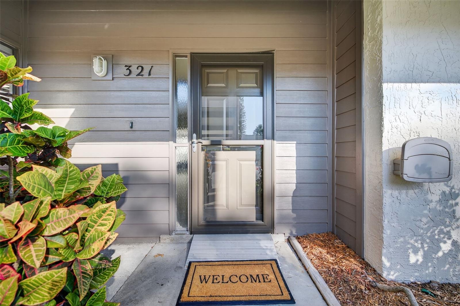 321 Windrush Loop, FL