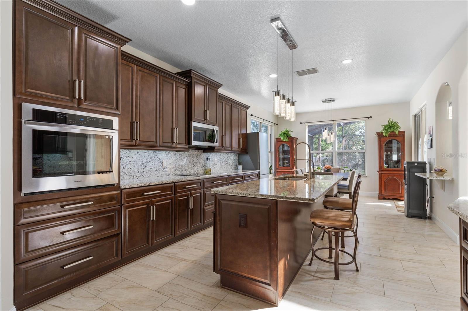 38 Brewster Lane, FL