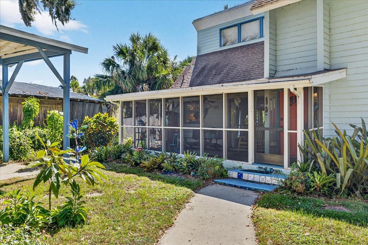 5268 Valencia Street, FL