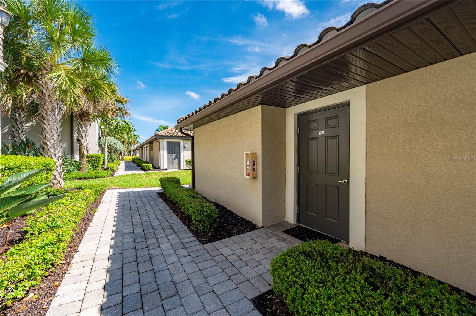 5517 Palmer Circle, FL