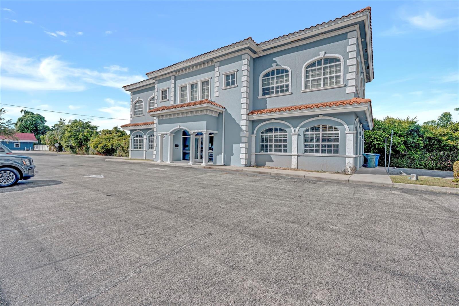 1825 Colonial Boulevard, FL