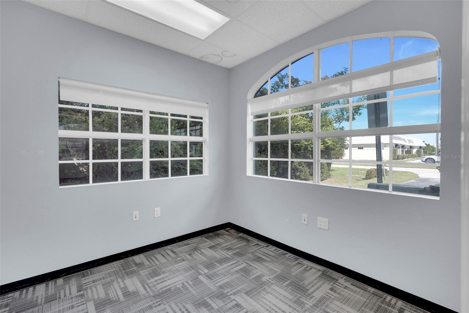 1825 Colonial Boulevard, FL