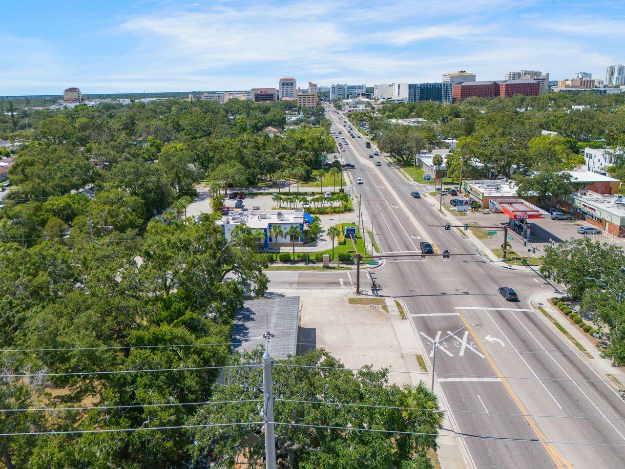 1000 Washington Boulevard, FL