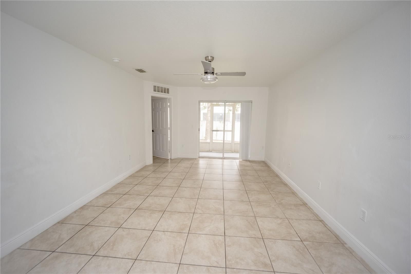 2814 Club Cortile Circle, FL