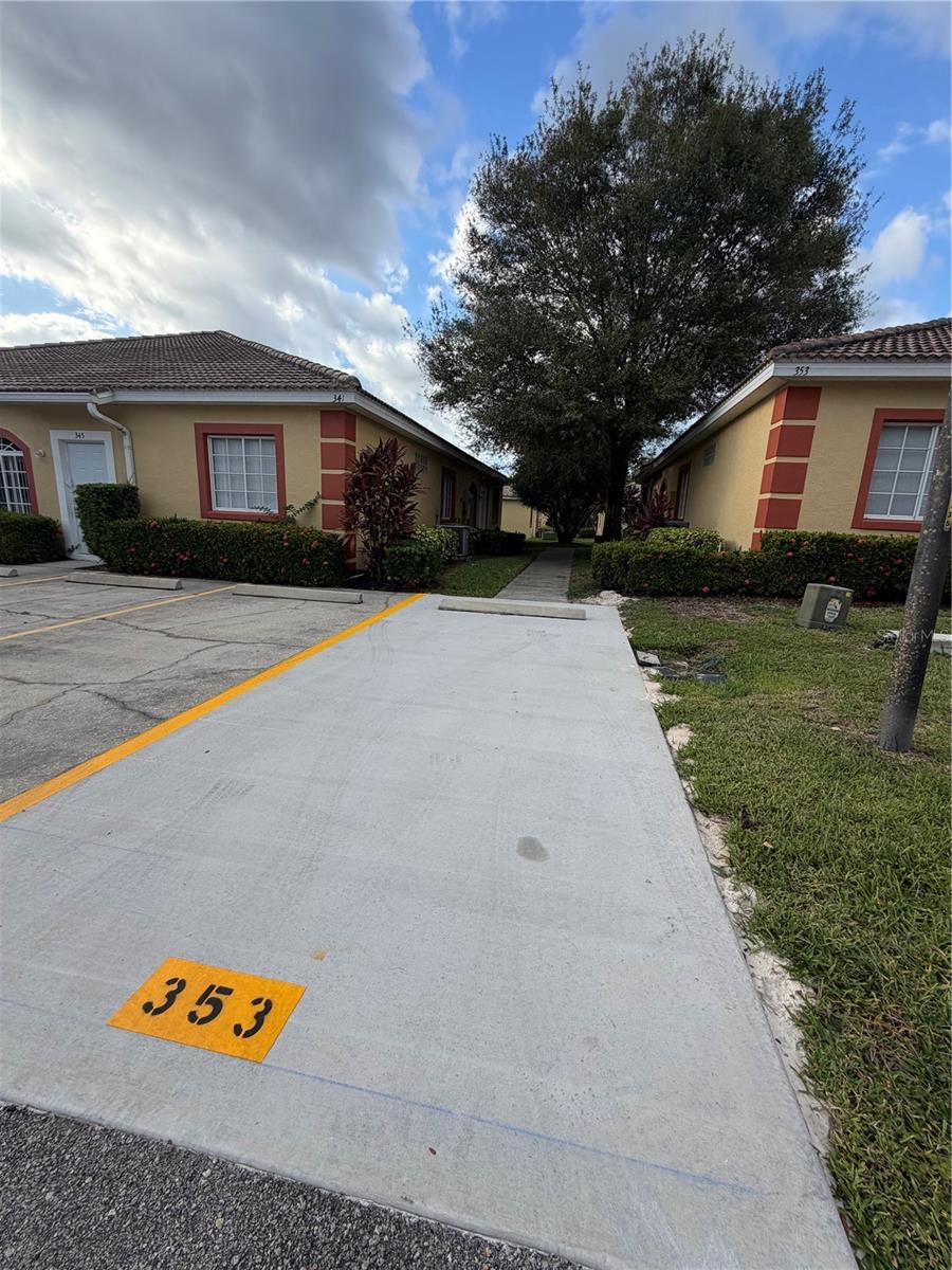 353 Port Pleasant Drive, FL