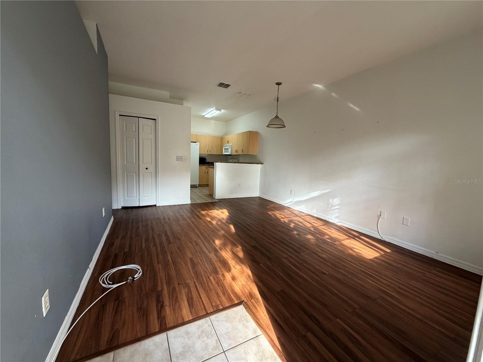 353 Port Pleasant Drive, FL