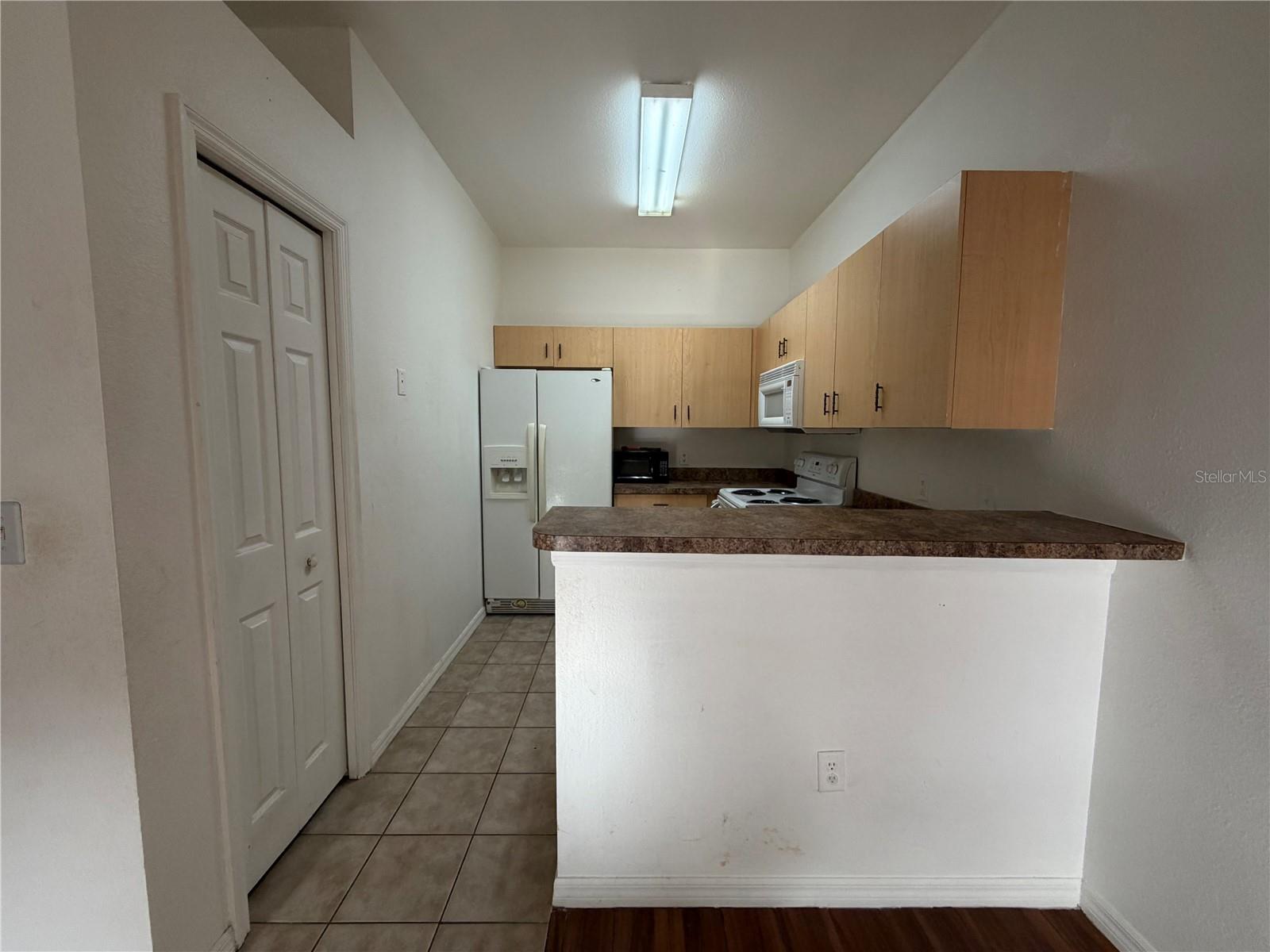 353 Port Pleasant Drive, FL