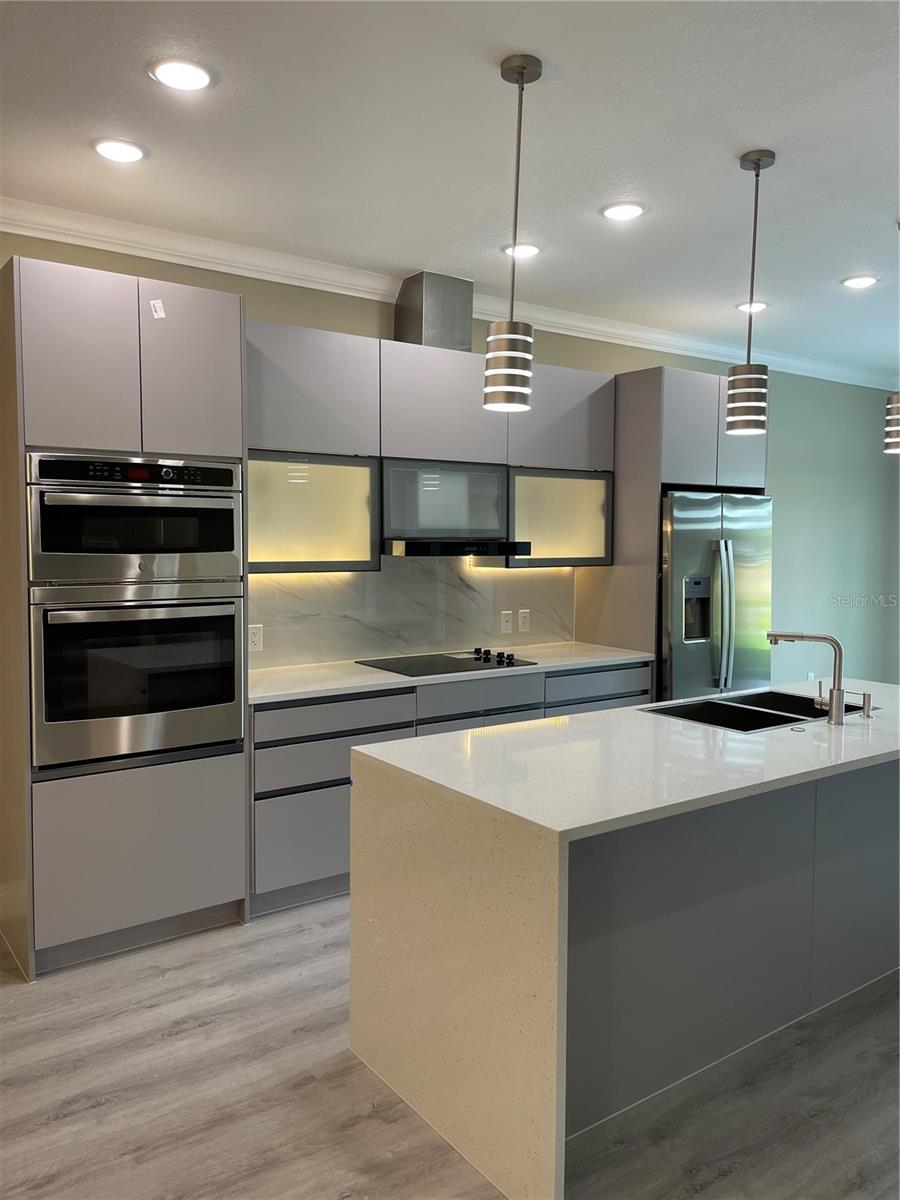 1810 Brentwood Court, FL