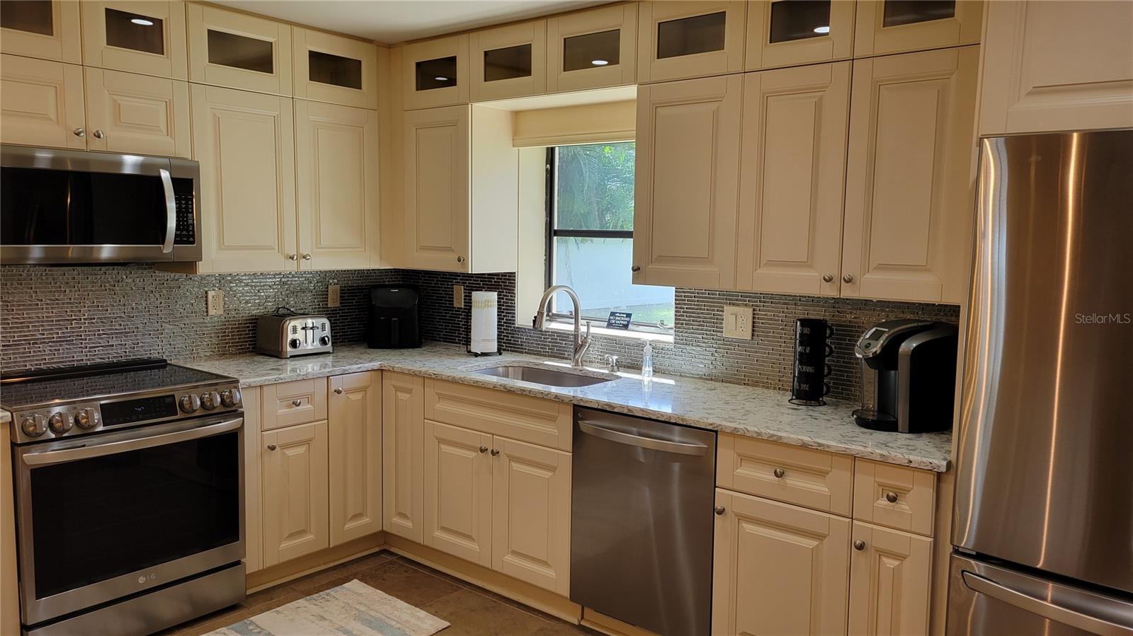 3932 Sunshine Avenue, FL