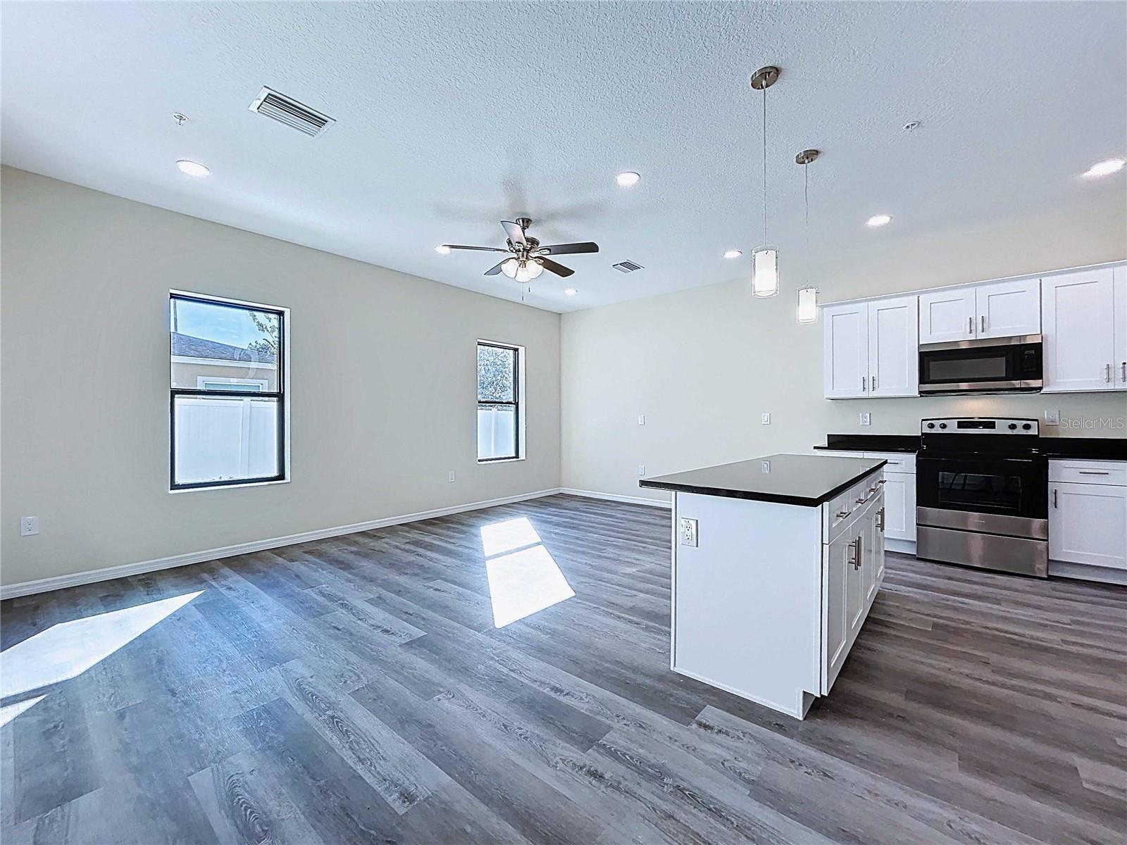 4368 Cambio Gardens Court, FL