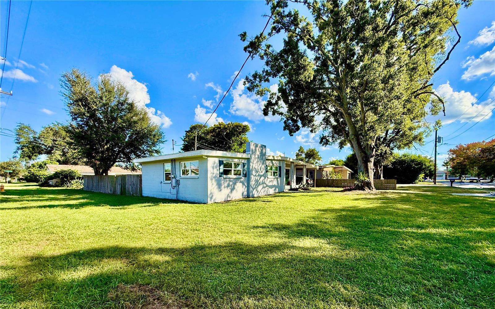 1604 Crystal Court, FL
