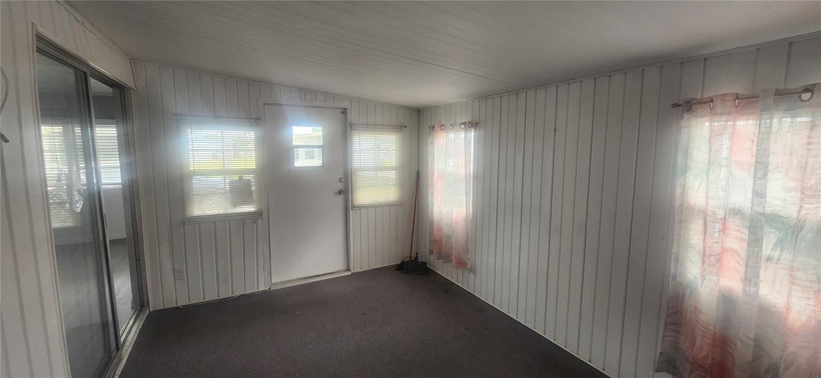 10909 Freedom Drive, FL