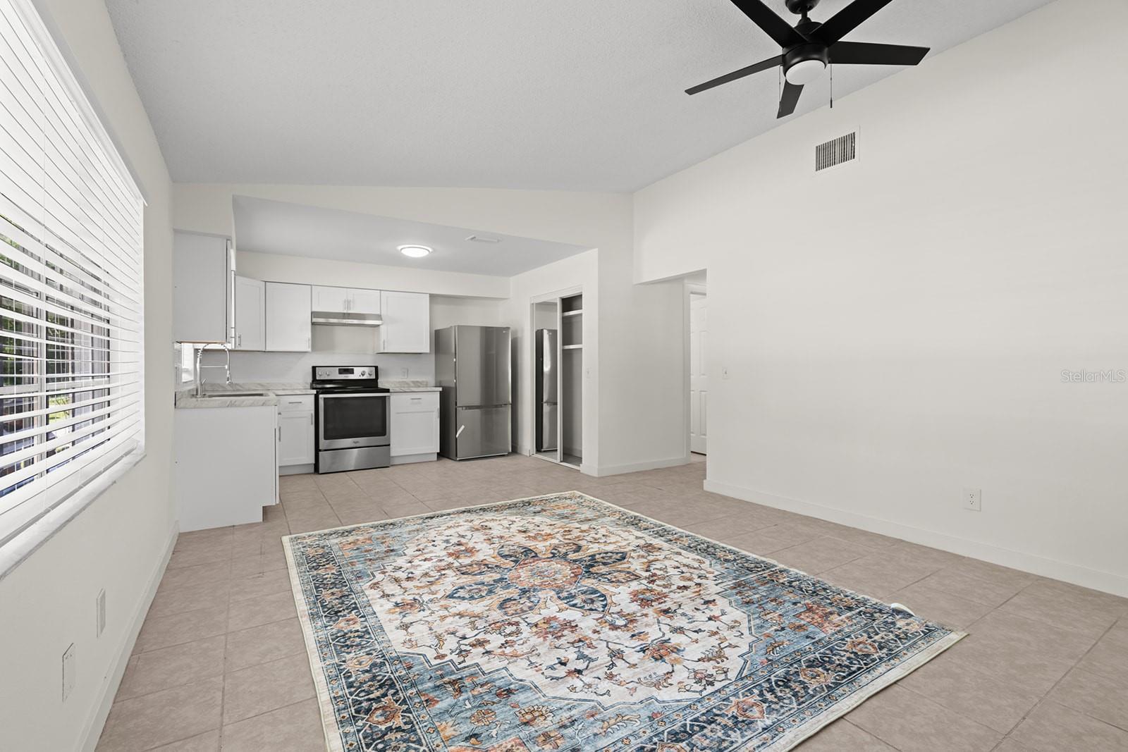450 Elmwood Point, FL