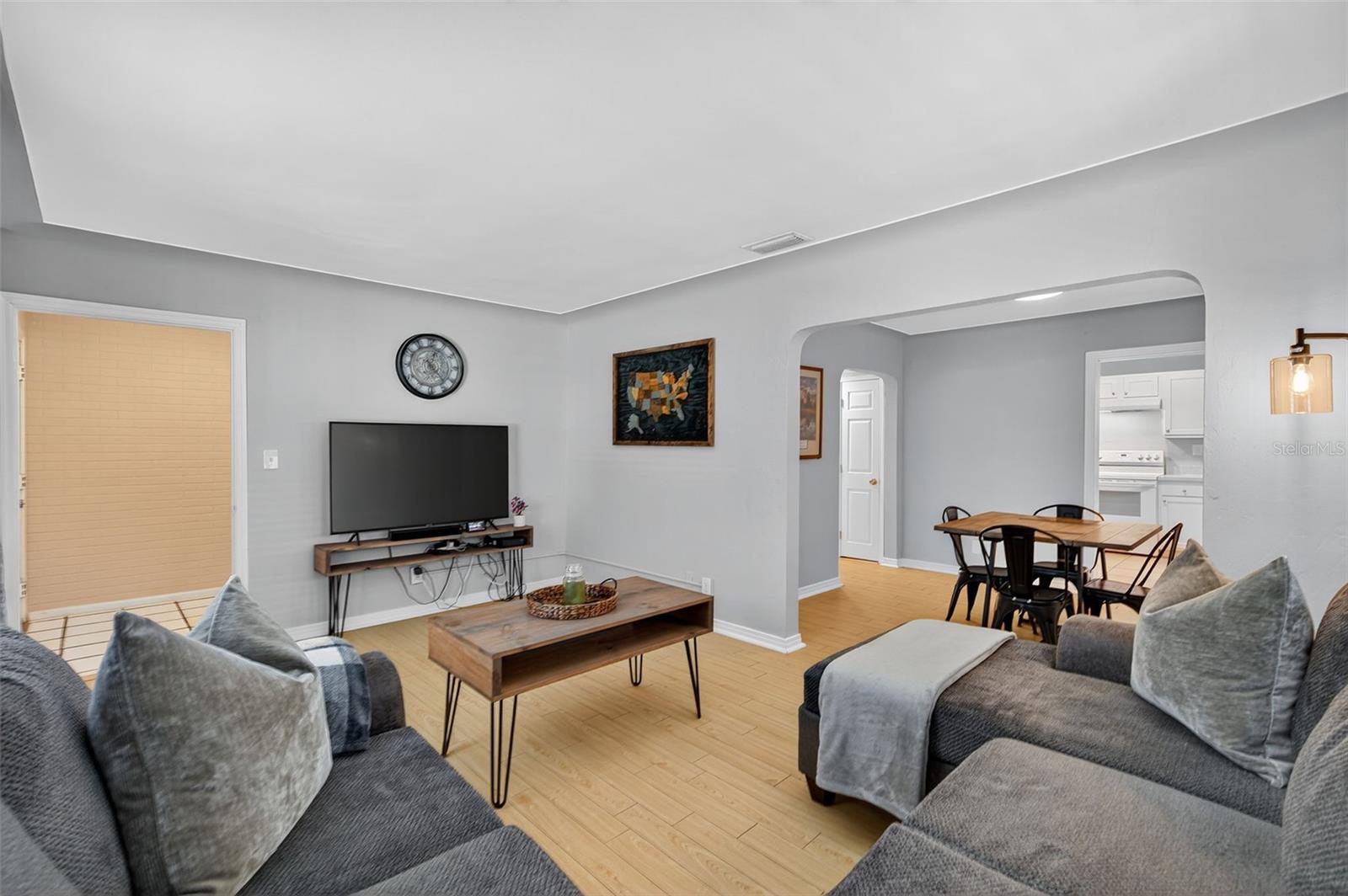 2401 19th Street, FL