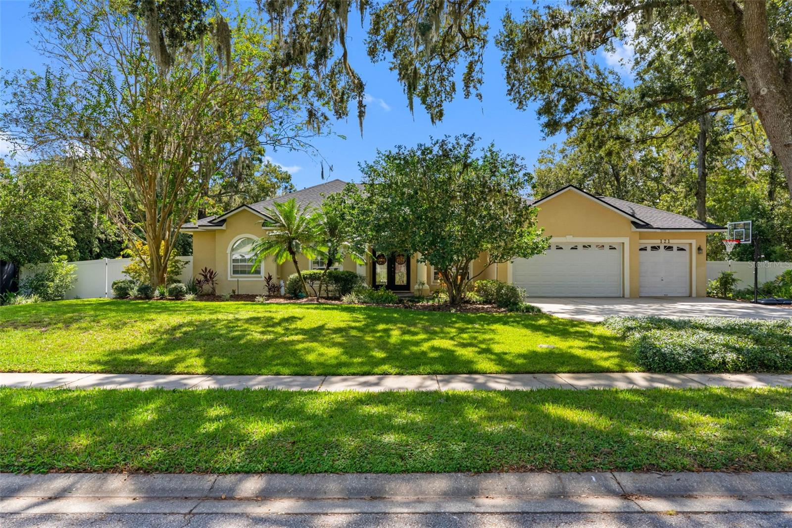 121 Myrtle Ridge Road, FL