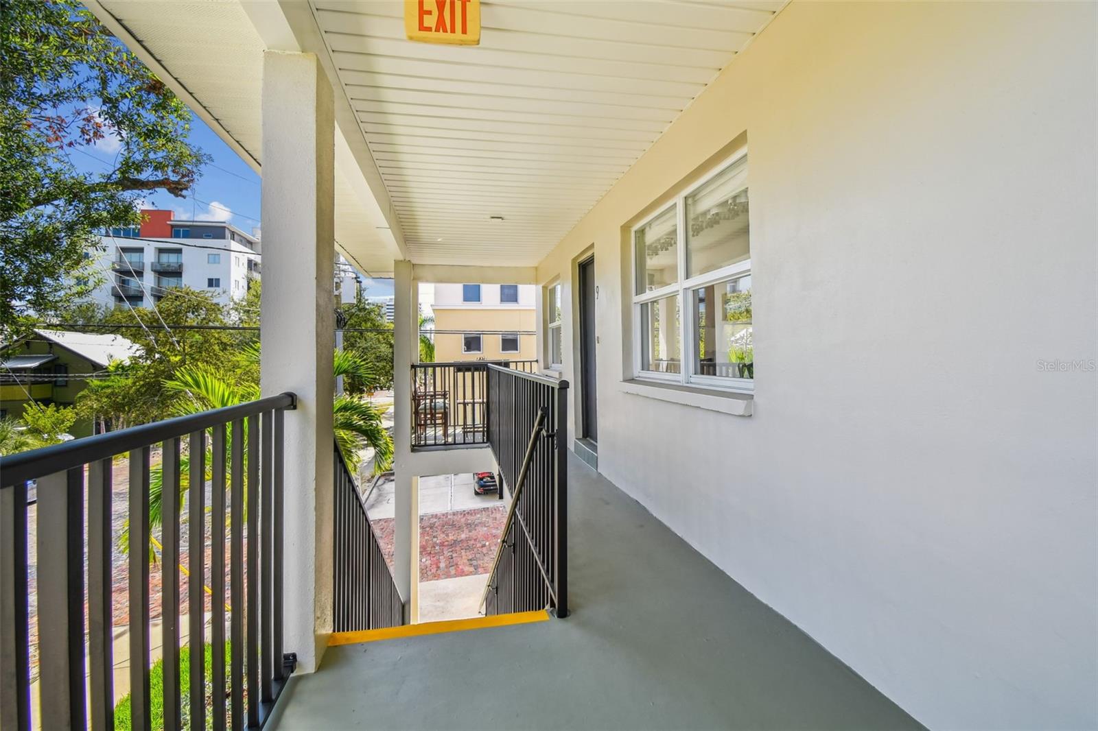 210 6th Avenue, FL