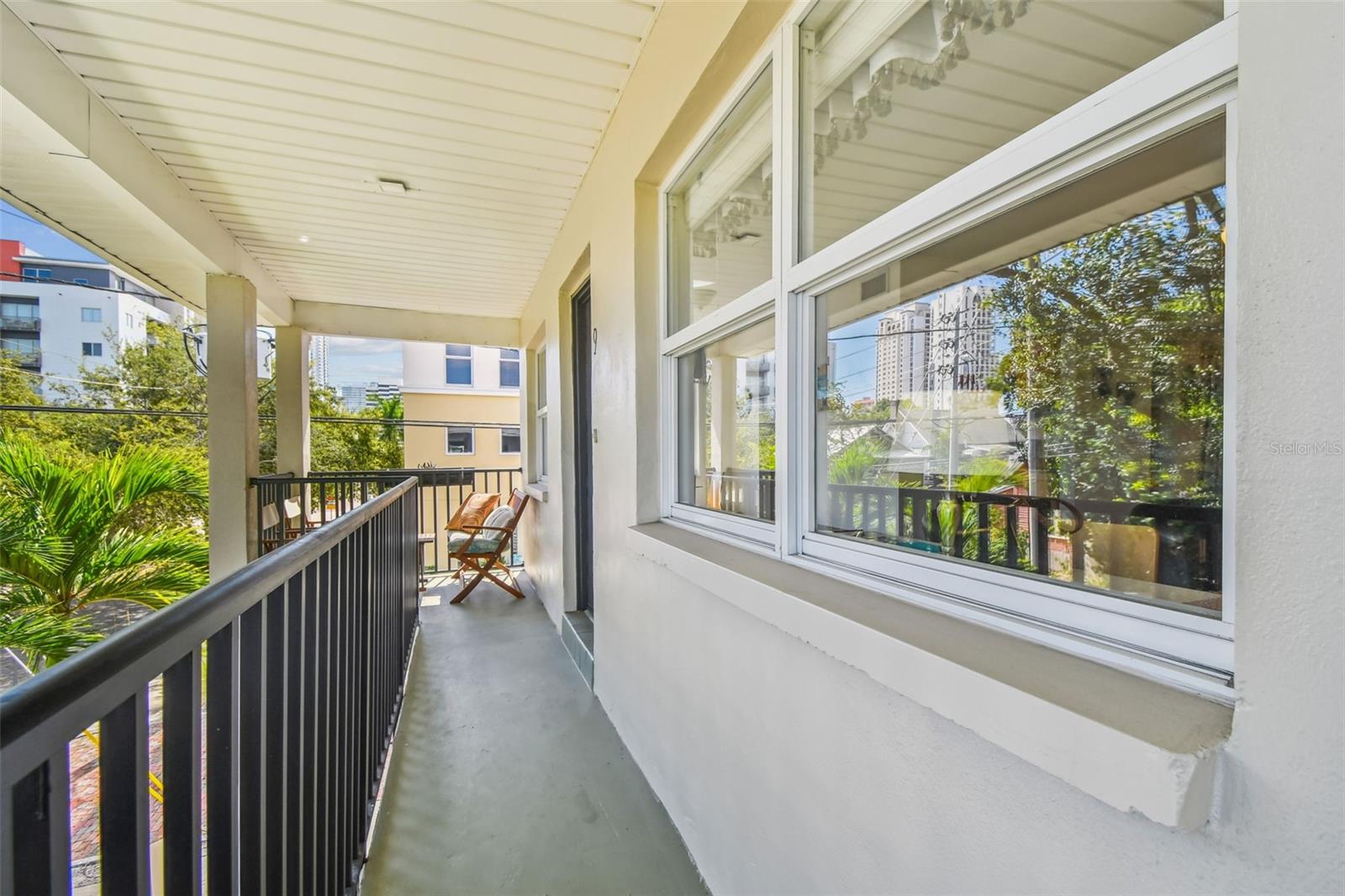 210 6th Avenue, FL